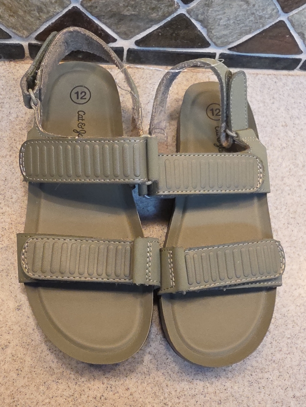 Cat & Jack Olive Green Kids' Adjustable Hook-and-Loop Sandals